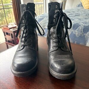 Täōs Combat Boots